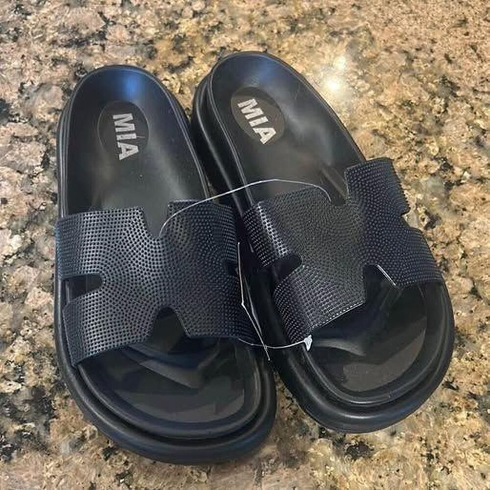 MIA Women's Size 7 Black Rubber Multi-Use Slip On Shoes Slides